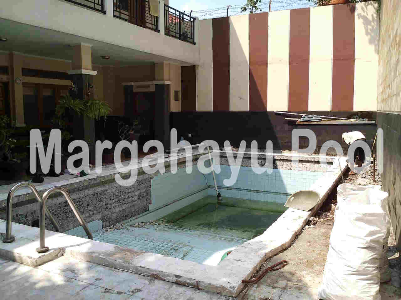kolam renang sebelum direnovasi