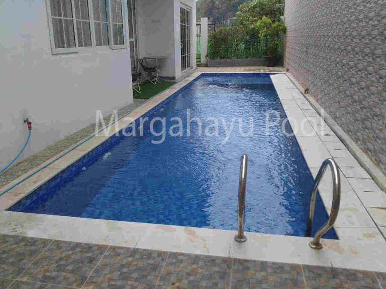 kolam renang klien yang dibuat oleh margahayu pool