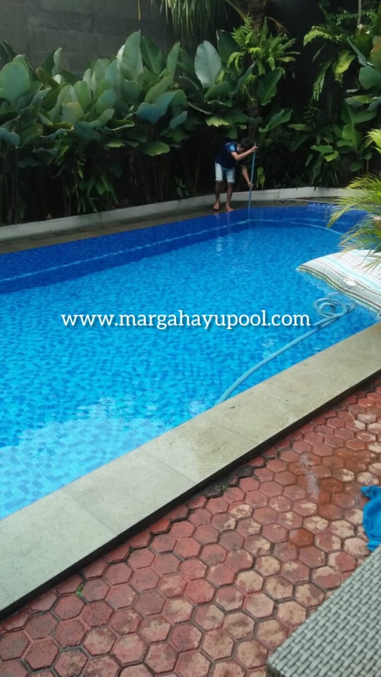 Jasa Perawatan Kolam Renang Terpercaya Bandung