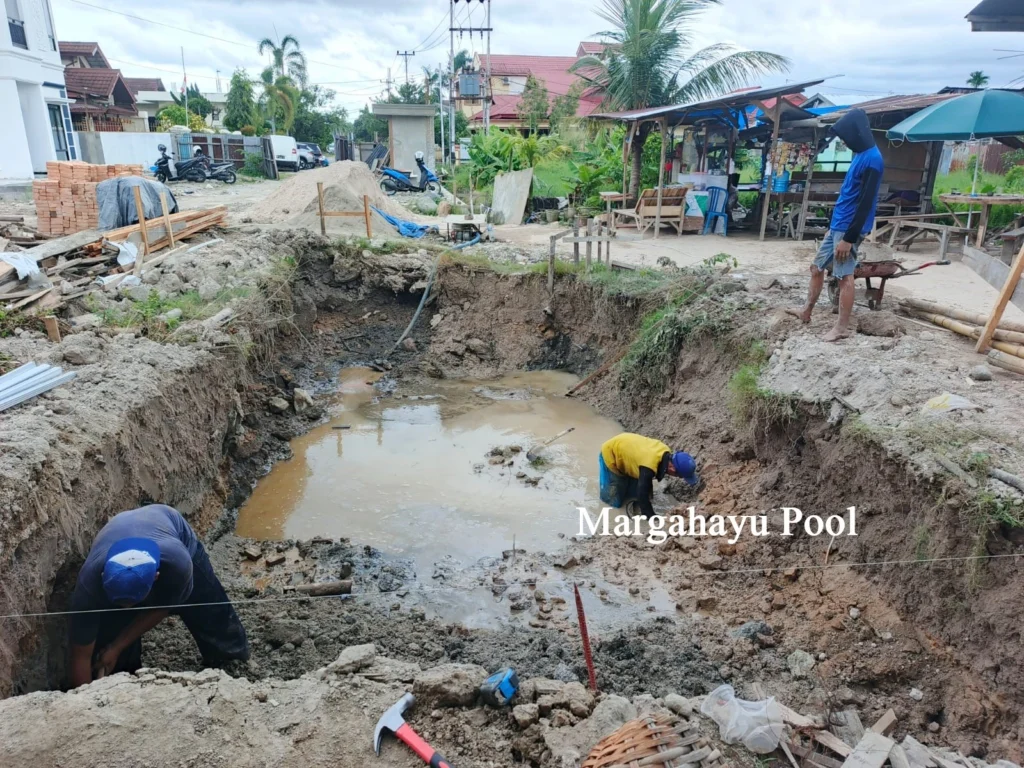 Teknik Penggalian Tanah Kolam Renang Sesuai Standar Konstruksi Modern