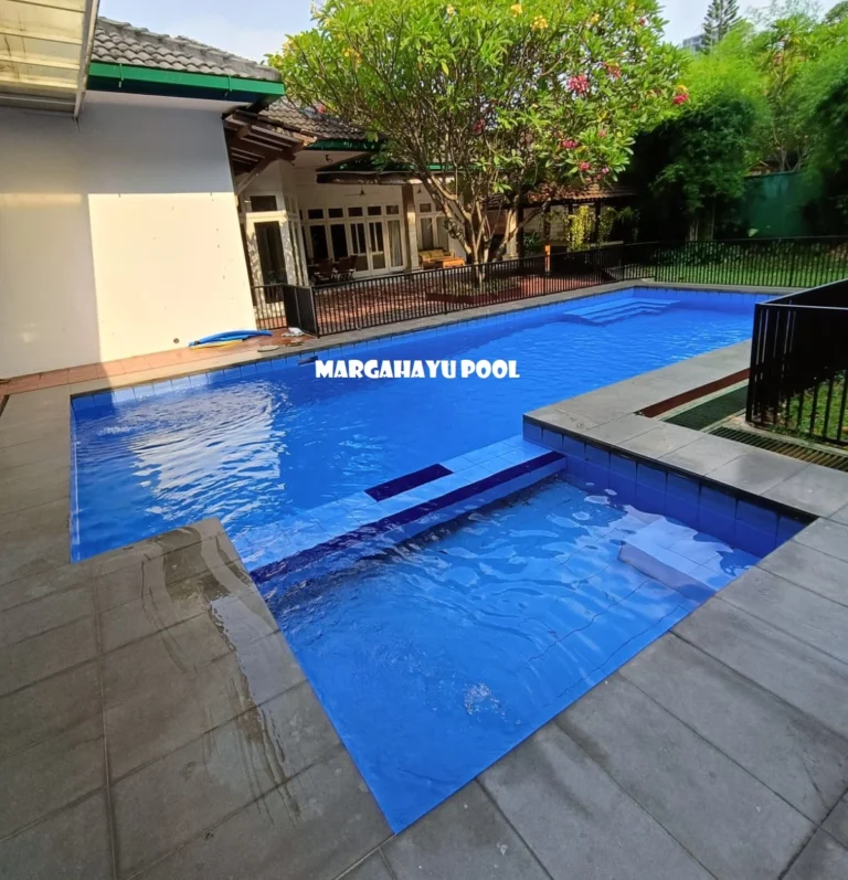 perawatan-kolam-renang-outdoor